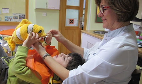 کنترل رفتار کودک در دندانپزشکی